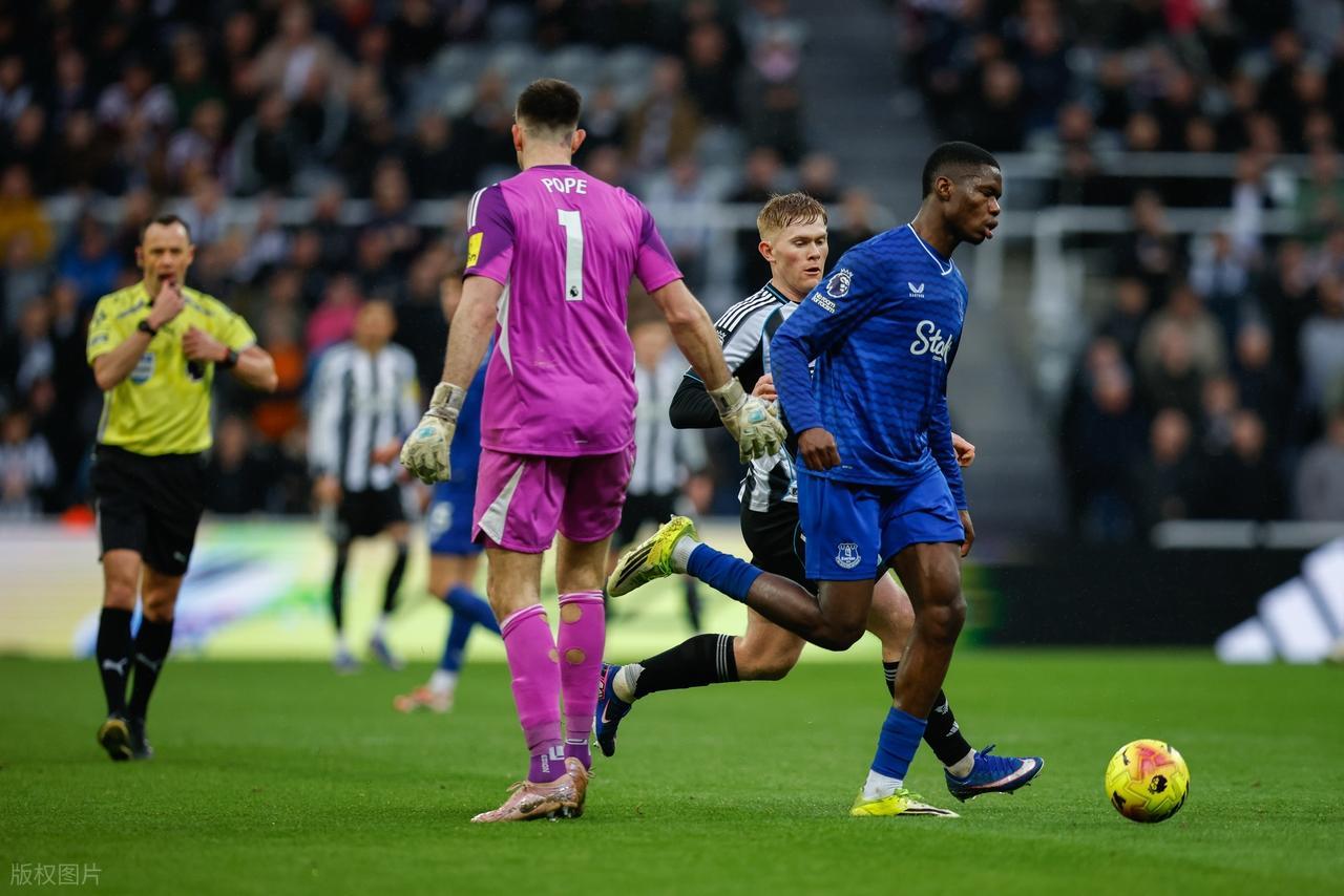 世界杯高清直播平台-英超：伯恩利士气低迷，埃弗顿能否延续火热状态？埃弗顿VS伯恩利