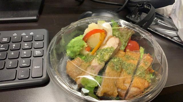 世界杯手机观看软件-【前方手记】隔离生活单调乏味 疫情形势令人担忧